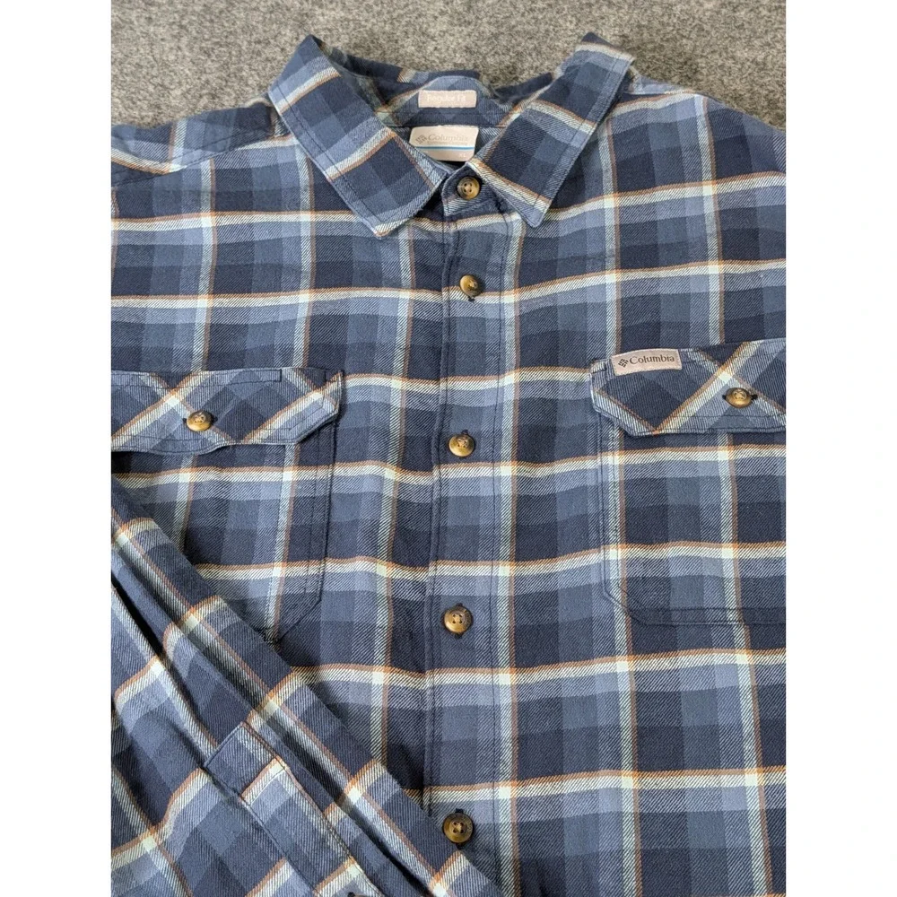 Columbia Omni-Wick Mens XL Blue Plaid Long Sleeve Button Down Shirt Stretch EUC